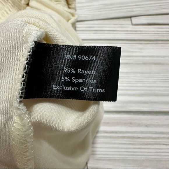 BOSTON PROPER ROSE EMBROIDERED SMOCKED OFF SHOULDER BELL SLEEVE BLOUSE XS BOHO - Picture 7 of 9